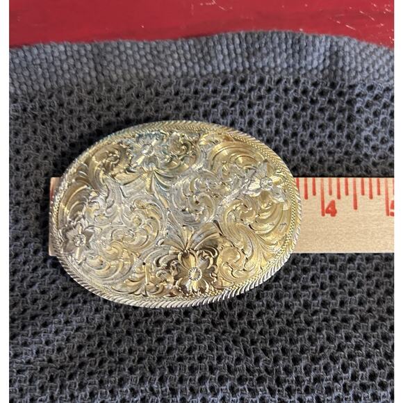 Montana Silversmiths Floral Design Silver And Gold Oval Western Belt Buckle - Picture 7 of 7